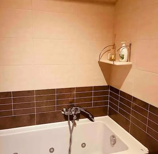 Casa Divertente A Apartament *